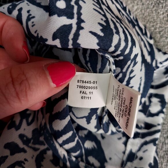 Banana Republic Womens Black Floral Semisheer Puff Short Sleeve Blouse SZ Small - Picture 12 of 12